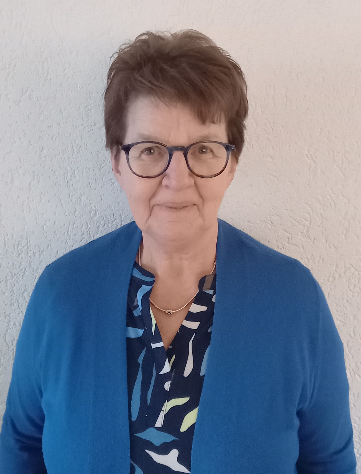 <center><font size="3">Dily Rosendaal</font></center>